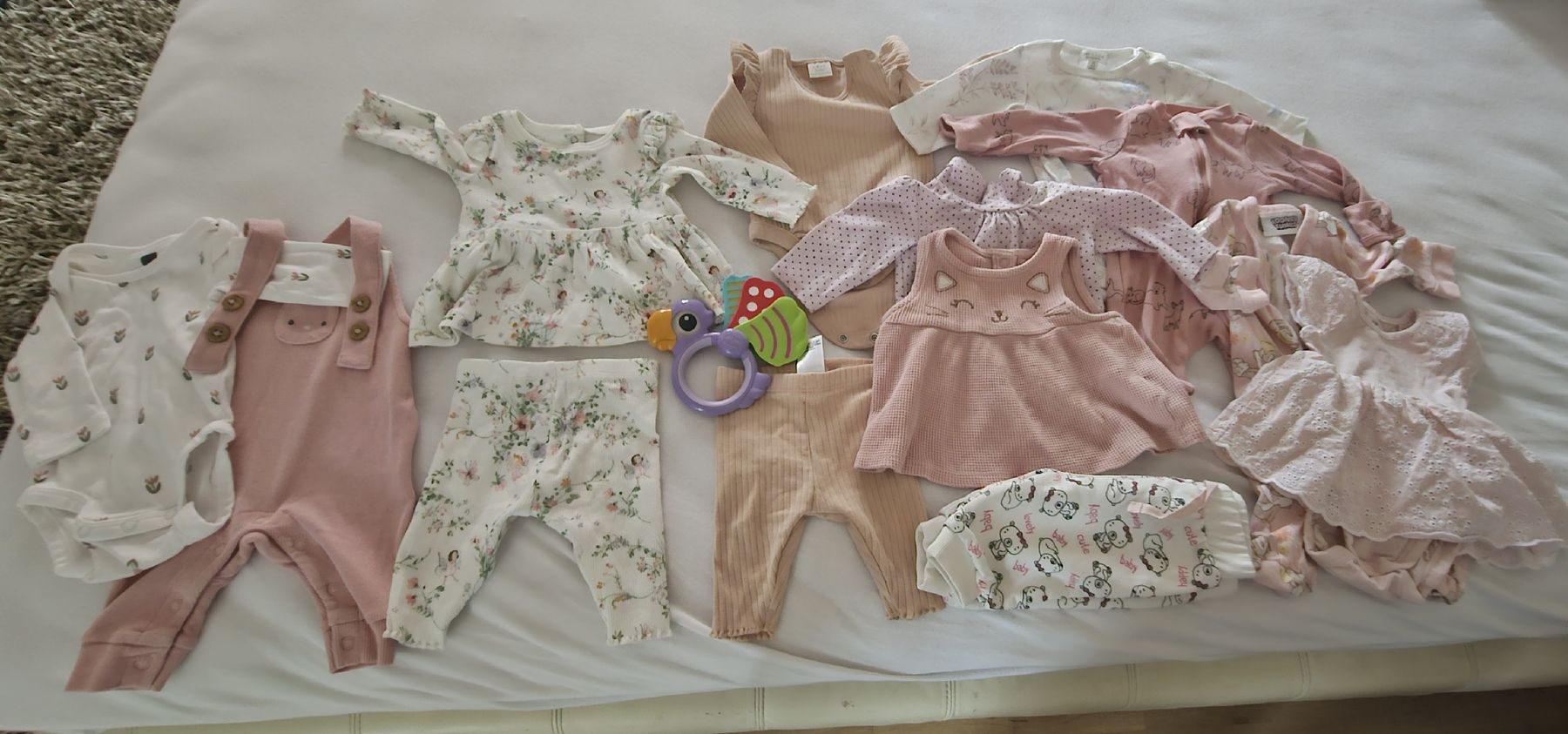 Next Lotti & Set di vestiti: Baby Girl Clothes Bundle - Newborn - – Nuovo (secondo la descrizione) da Rorschach venduto da Alles_9.90
