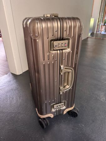 RIMOWA Check-In M