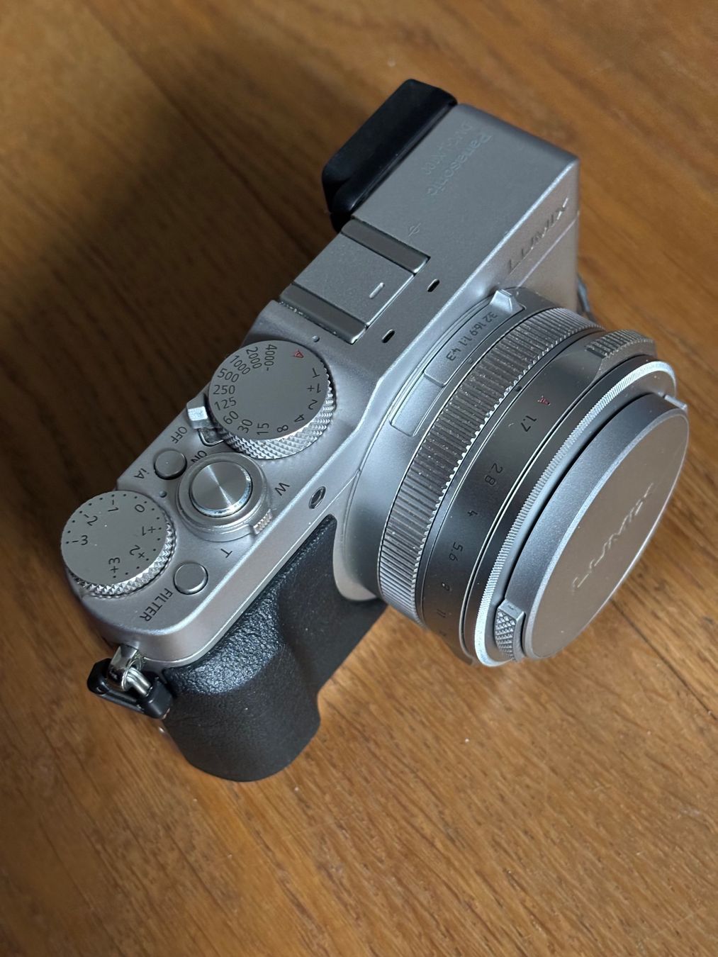 Panasonic Fotocamera: Panasonic Lumix LX100 silber MFT – Difettoso da Igis venduto da pra_7h5k 3