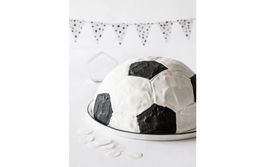 Fussball Kuchen Backform mit 5-Eck Ausstechform