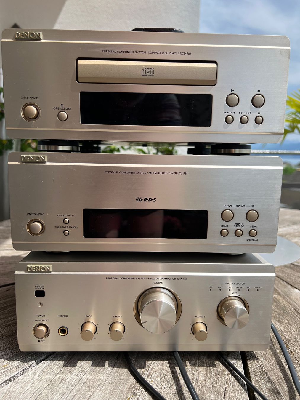 Denon Amplificatori: Denon Kompakt HiFi Anlage – Usato da Meilen venduto da dekkerward