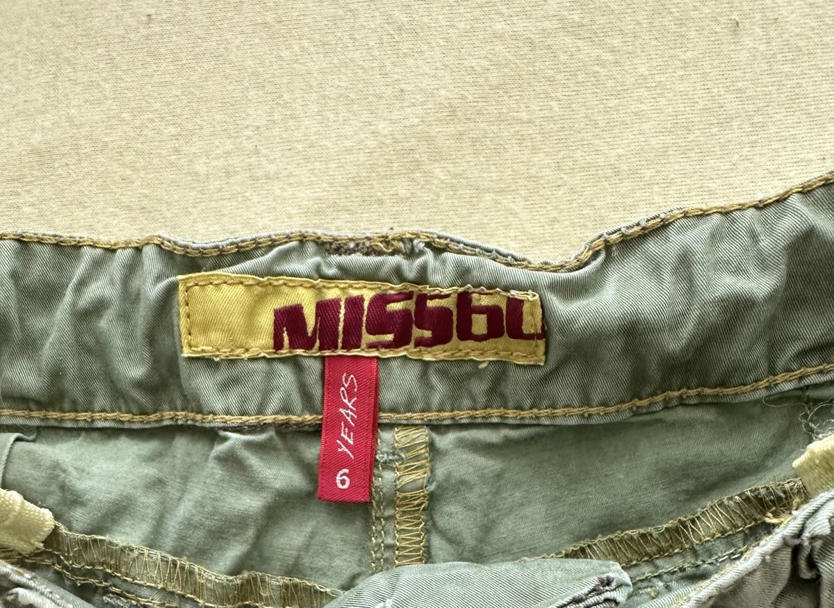 Miss Sixty Pantaloni: Miss Sixty-Shorts – Usato da Dürrenroth venduto da tvy_bh56 1