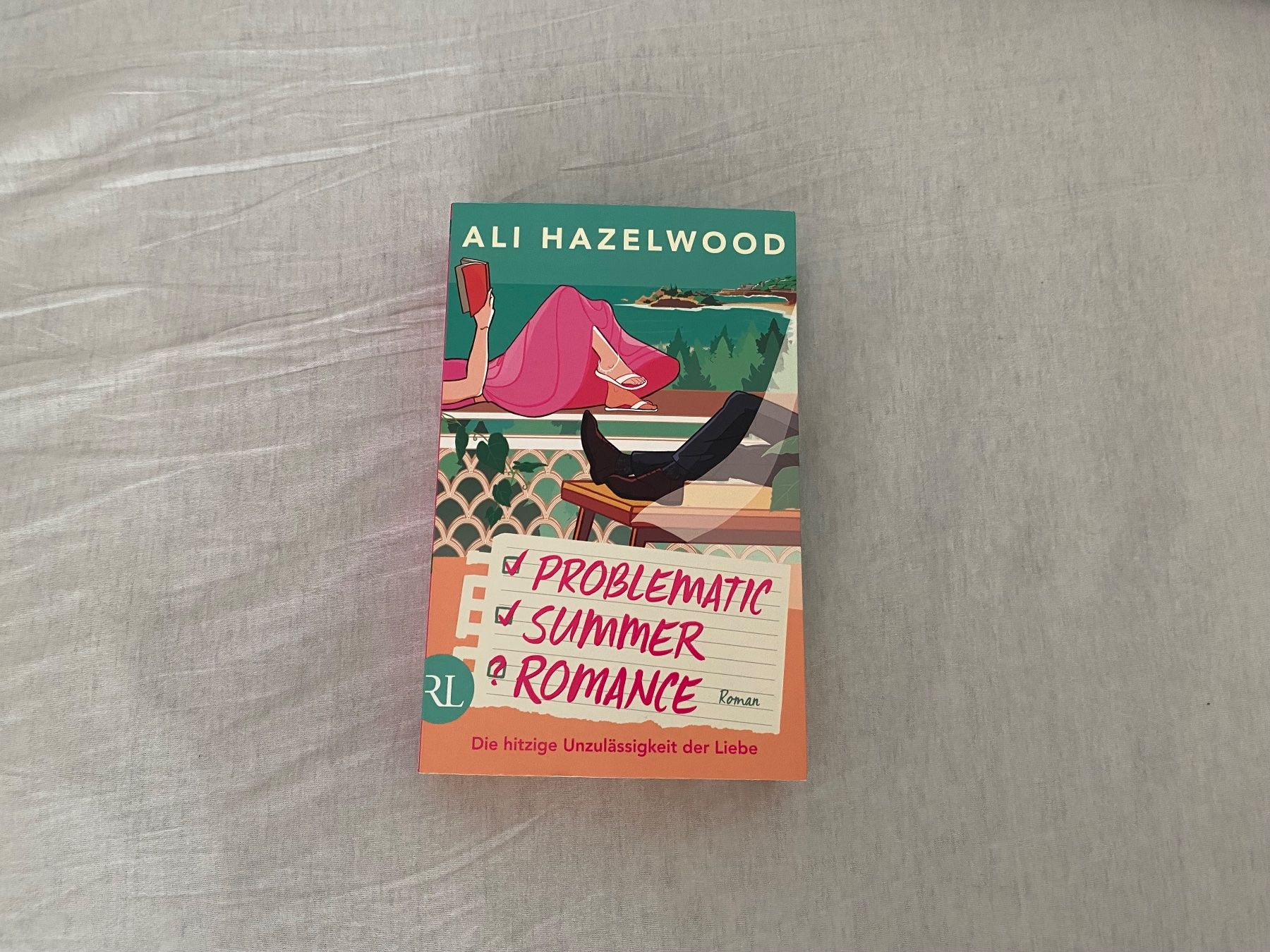 Bücher: Ali Hazelwood - Problematic Summer Romance + Bride – Gebraucht aus Zürich von nat_pt2d 1