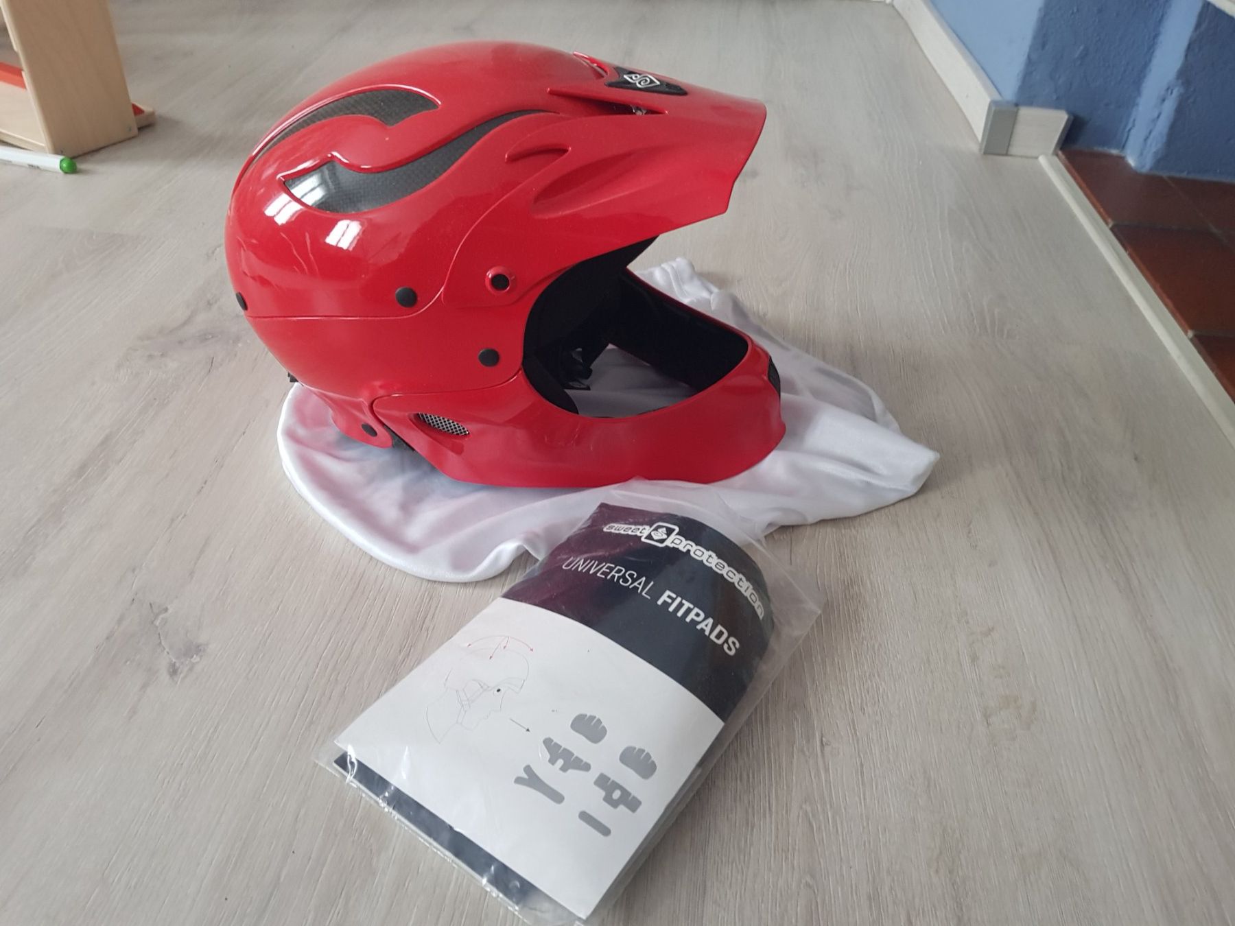 Caschi: Helm Wildwasser – Usato da Uhwiesen venduto da buleyupi 1