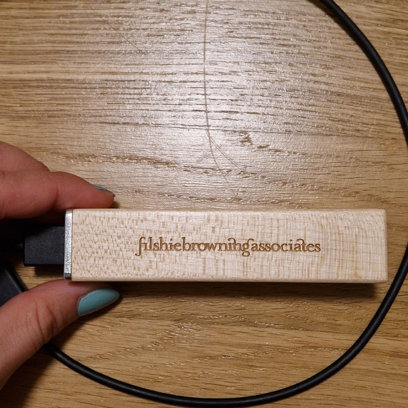 Ladegeräte: Powerbank Holz Basel speziell unique – Neu und originalverpackt aus Frenkendorf von gca_d2qp 3