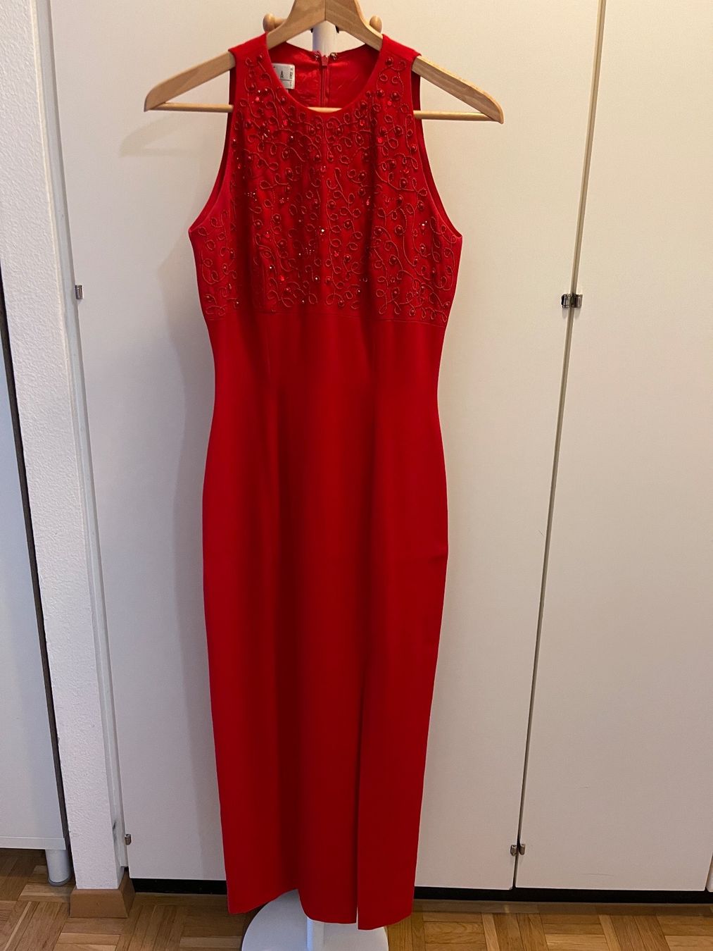 Vestiti: Red Evening Gown T-36 – Usato da Epalinges venduto da Lily2006