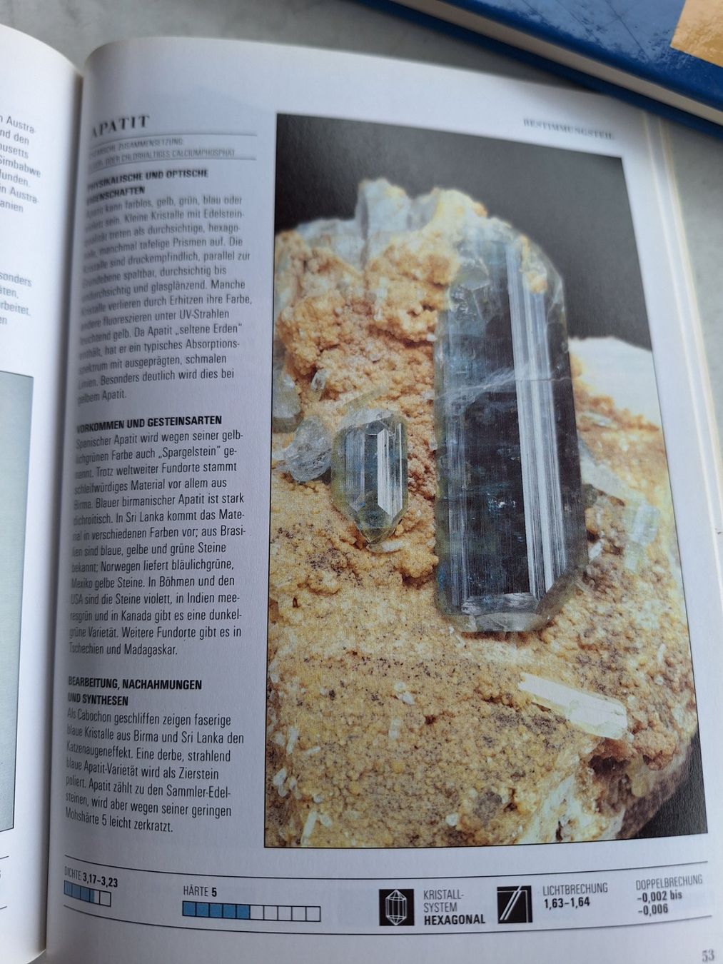 Bücher: BUCH EDELSTEINE MIT 80 SEITEN – Gebraucht aus Huttwil von Kunterbuntli 2