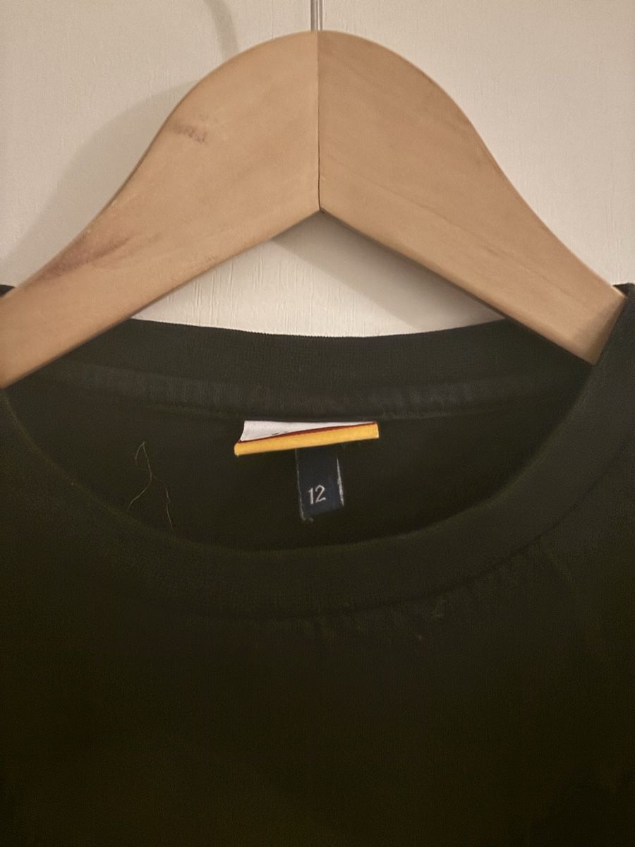 Ellesse T-shirt: Schwarzes Ellesse T-Shirt, Gr. 12 – Usato da Kehrsatz venduto da ale_zpc6 1