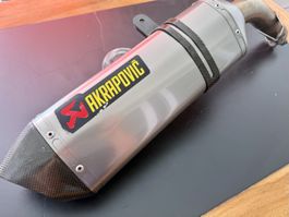 Pot d échappement Akrapovic M-HR042 titane carbone, état top