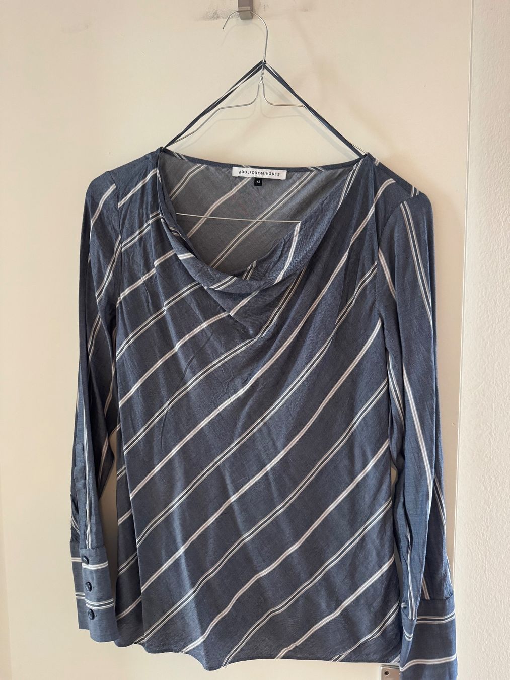 Blusen: Bluse Damen gestreift grau Grösse M – Gebraucht aus Zürich von sofiaalpac