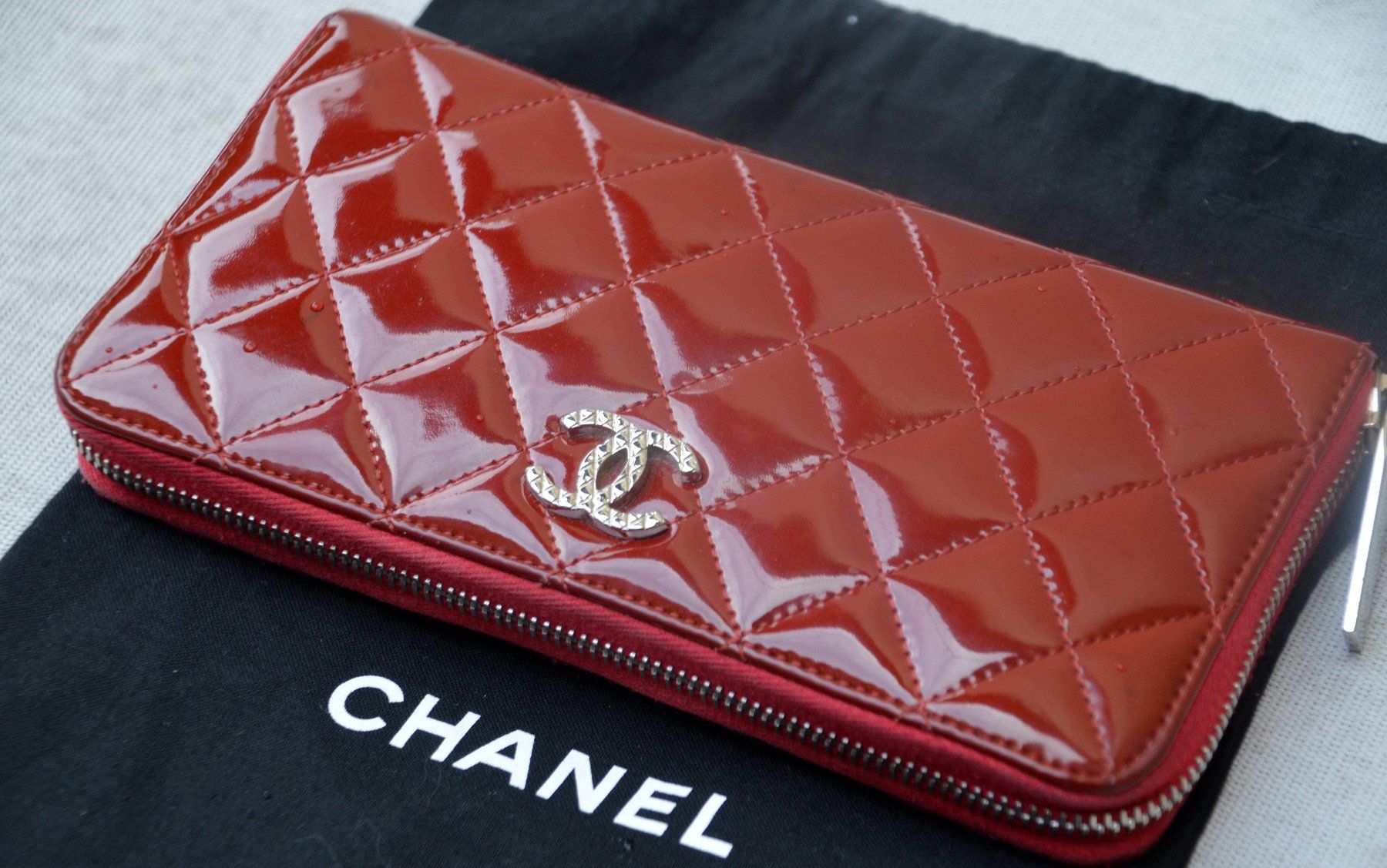 Chanel Portamonete: Chanel Portefeuille Wallet – Usato da Collonges venduto da Auganien 3