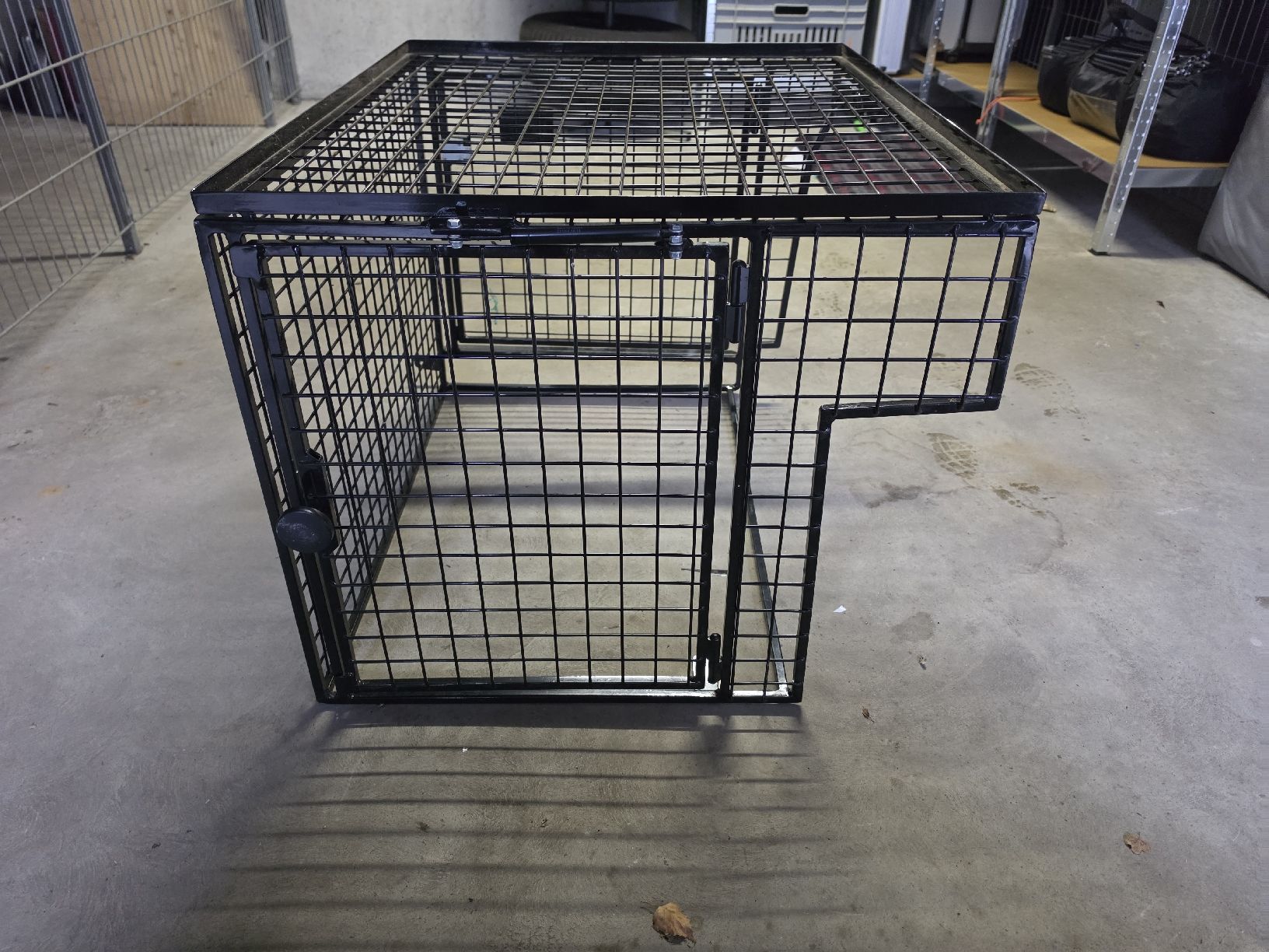 Gabbie, trasporto & Sicurezza: Auto Hundebox – Usato da Waldstatt venduto da christianmarti1990 2