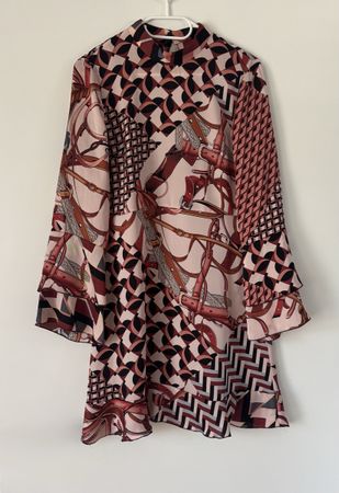 Zara Kleid Gr. M 