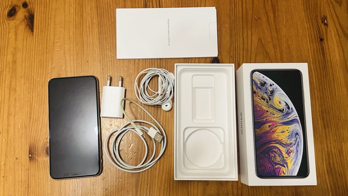 Apple Telefoni cellulari / Smartphones: iPhone Xs Max 512go  – Usato da Farvagny-le-Grand venduto da Jeje_waeber 1