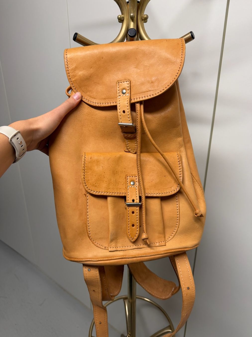 Rucksäcke: Rucksack Leder cognac Damen – Gebraucht aus Herrliberg von jun_rl8h