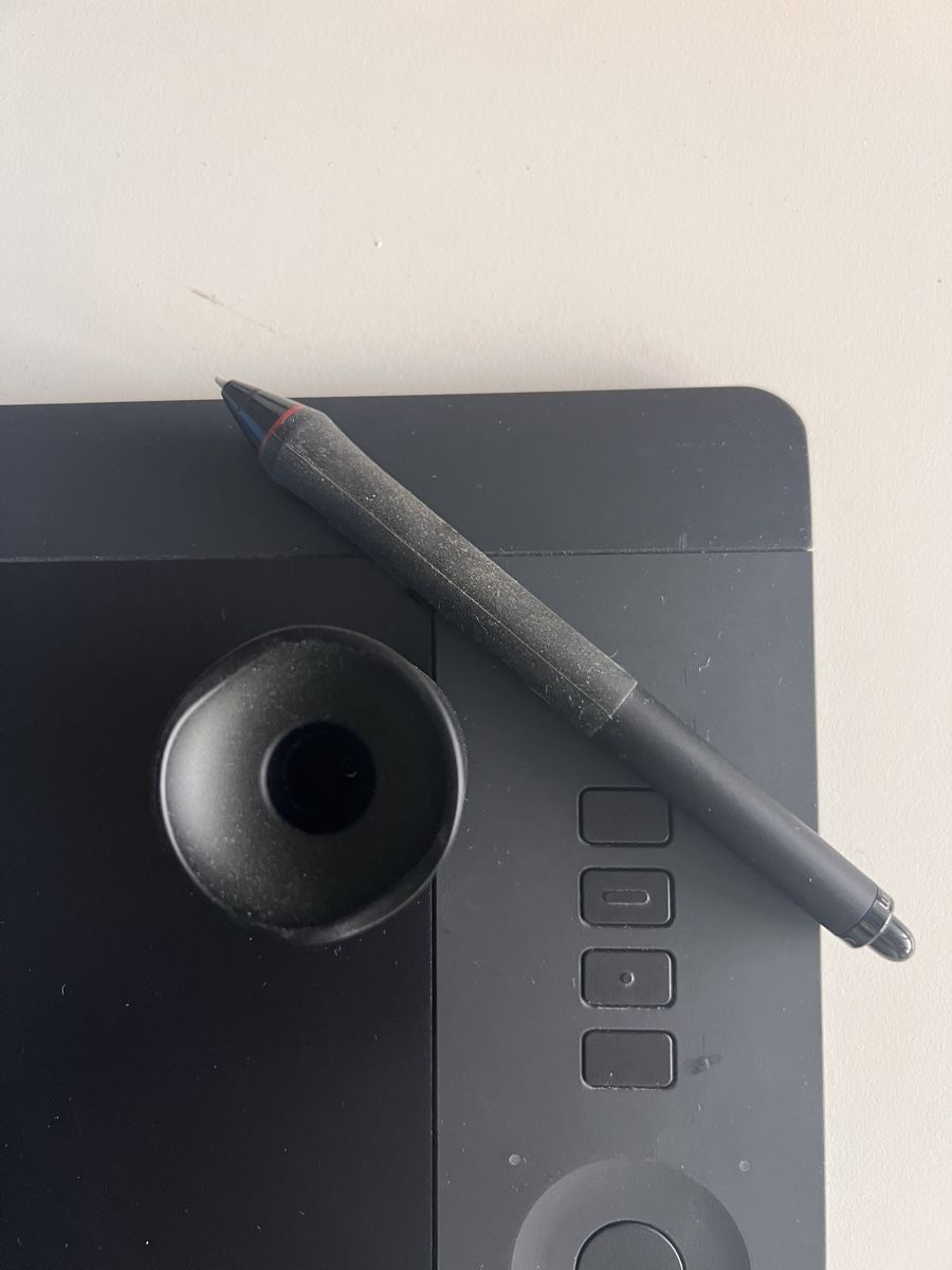 Wacom Tablet PC: WACOM Intuos Pro Large mit Stift – Usato da Neuenkirch venduto da Asia57 2