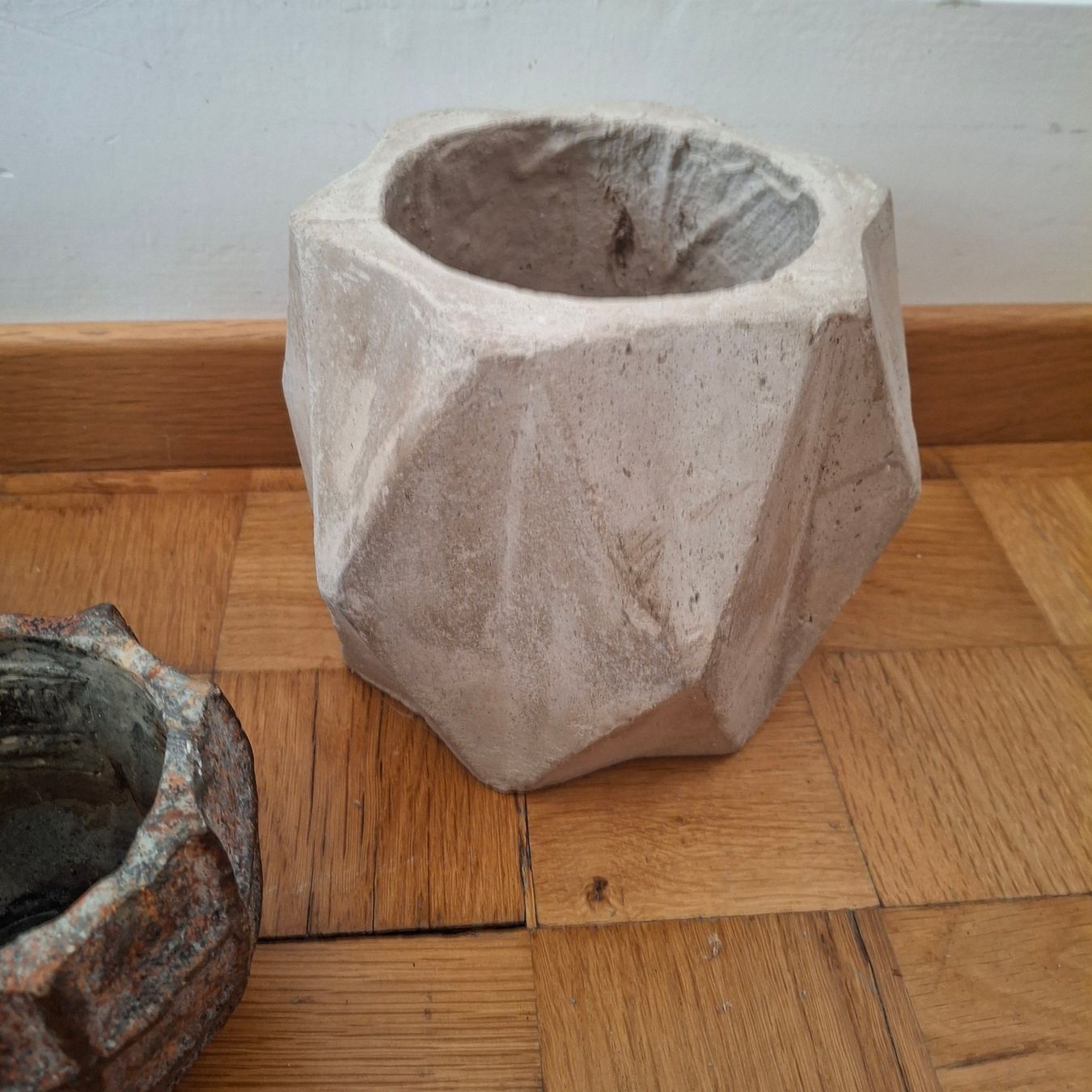 PTMD Vasi per fiori: Lot 46 cache pot PTMD – Usato da Neuchâtel venduto da Rochawood 2