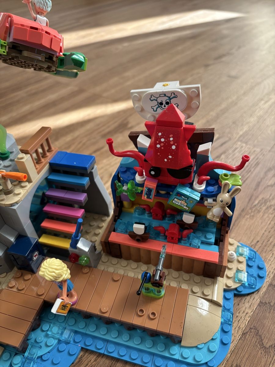 Lego Giocattoli: 41737 LEGO Friends Strand-Erlebnispark – Usato da Zürich venduto da Lukasherrmann 2