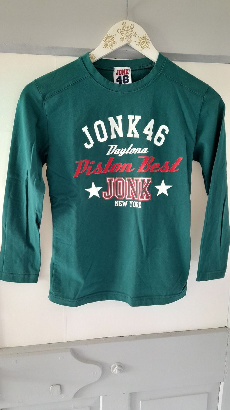 Pullover & Sweatshirts: Pullover gr. 128 – Gebraucht aus Nesslau von Churfirsten08