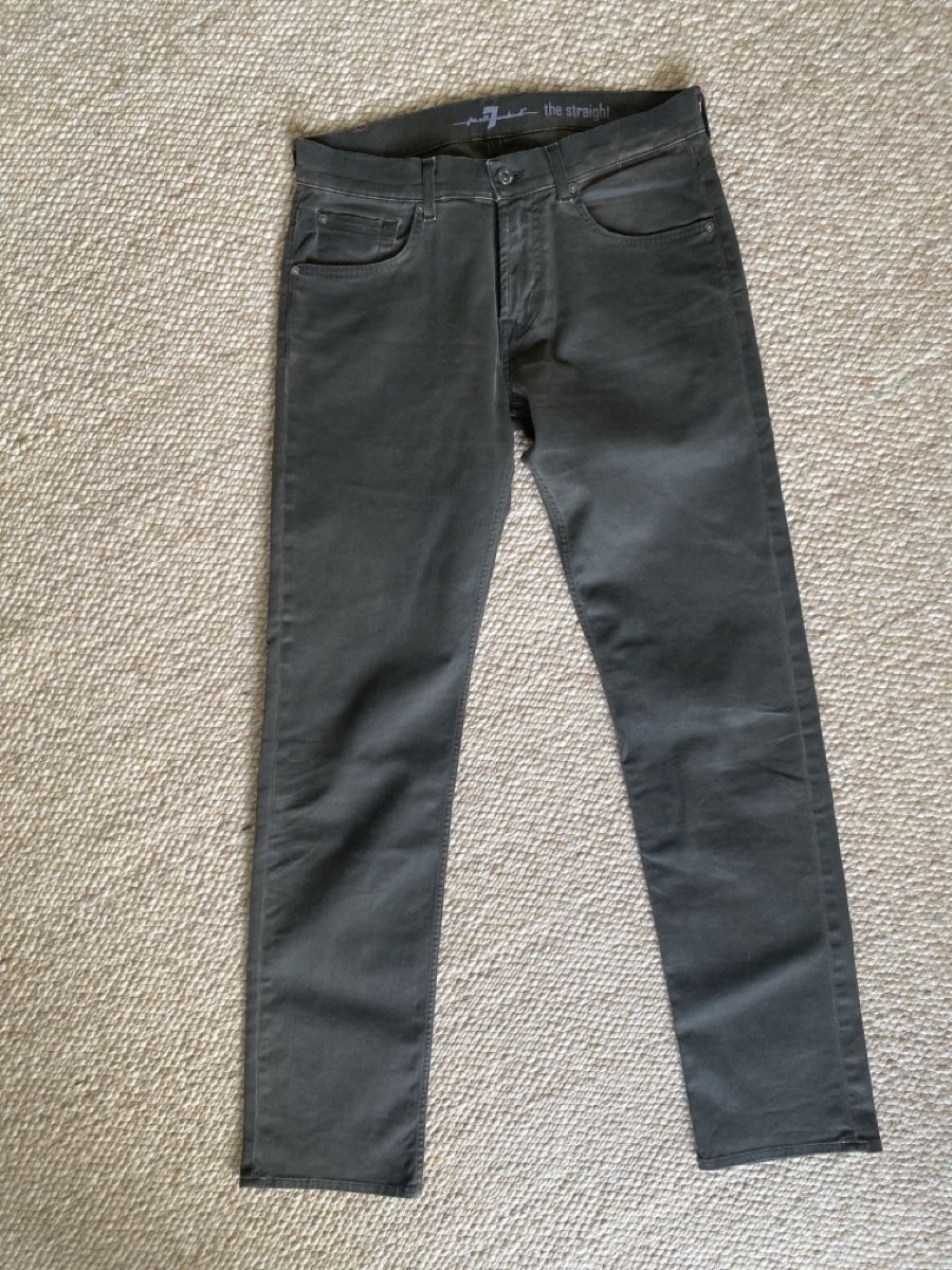Jeans: Jeans schwarz/grau Gr 31 – Usato da Luzern venduto da Willimaus