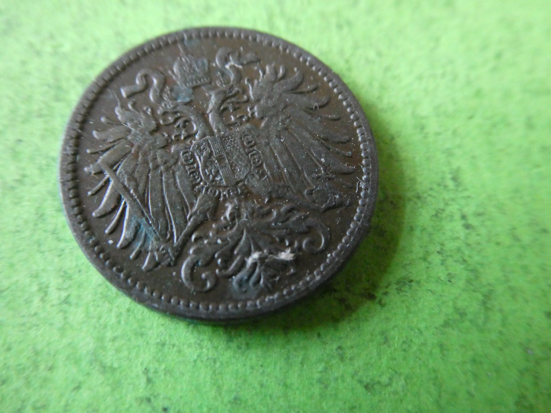 Alle Münzen: Oesterreich 1913, 2 Heller – Gebraucht aus Hinterforst von Rohusri 1