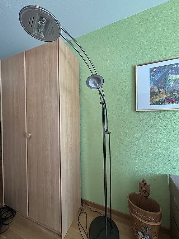Lampade: Stehlampe mit 2 Lampenköpfe – Usato da Urdorf venduto da Rauber13 2