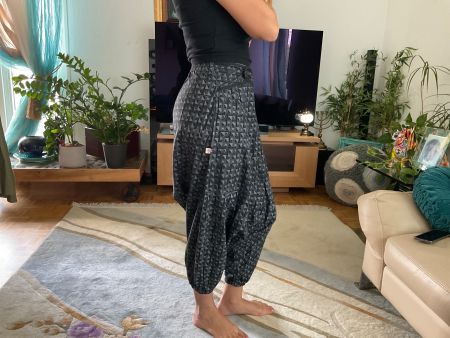 Magnifique sarouel à motifs géométriques, t. M élastique