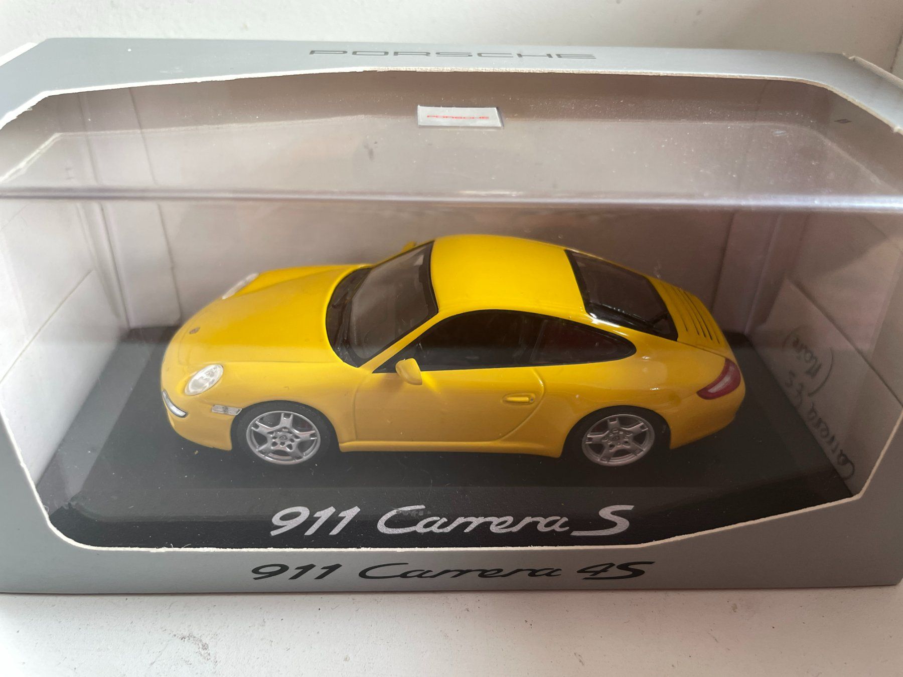 Porsche Voitures modèles: porsche 911 carrera S 2005 1:43 – Neuf avec emballage d'origine à Wohlen AG par Erelpowerline