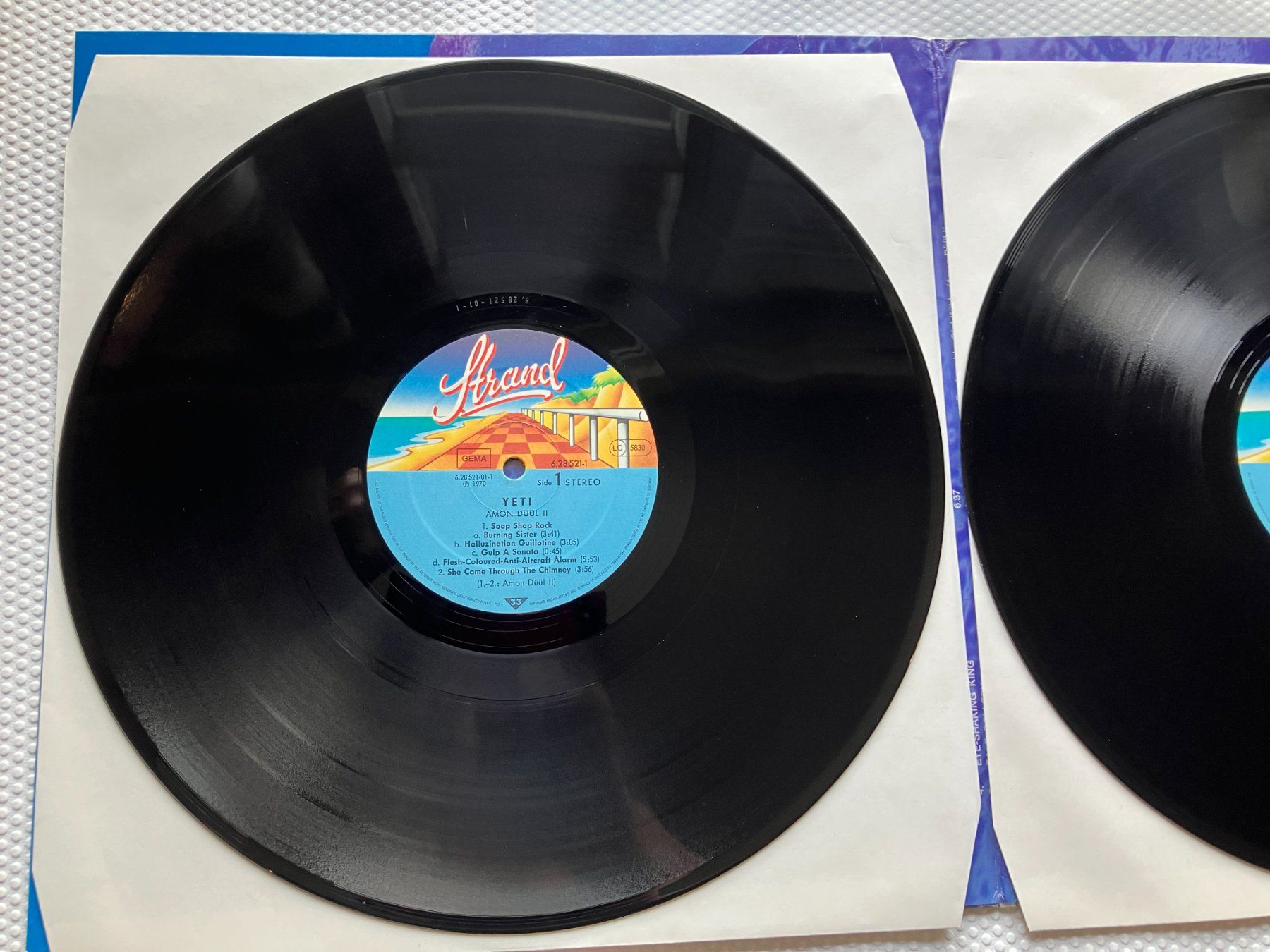 Dischi in vinile: Amon Düül II – Usato da Aarwangen venduto da Jukebox3 5