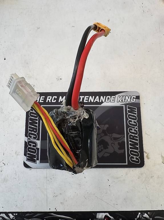 Batterie, Caricabatterie & Alimentatori: Zee 10000mah 4s lipo – Usato da Mägenwil venduto da vas_7pxb 2