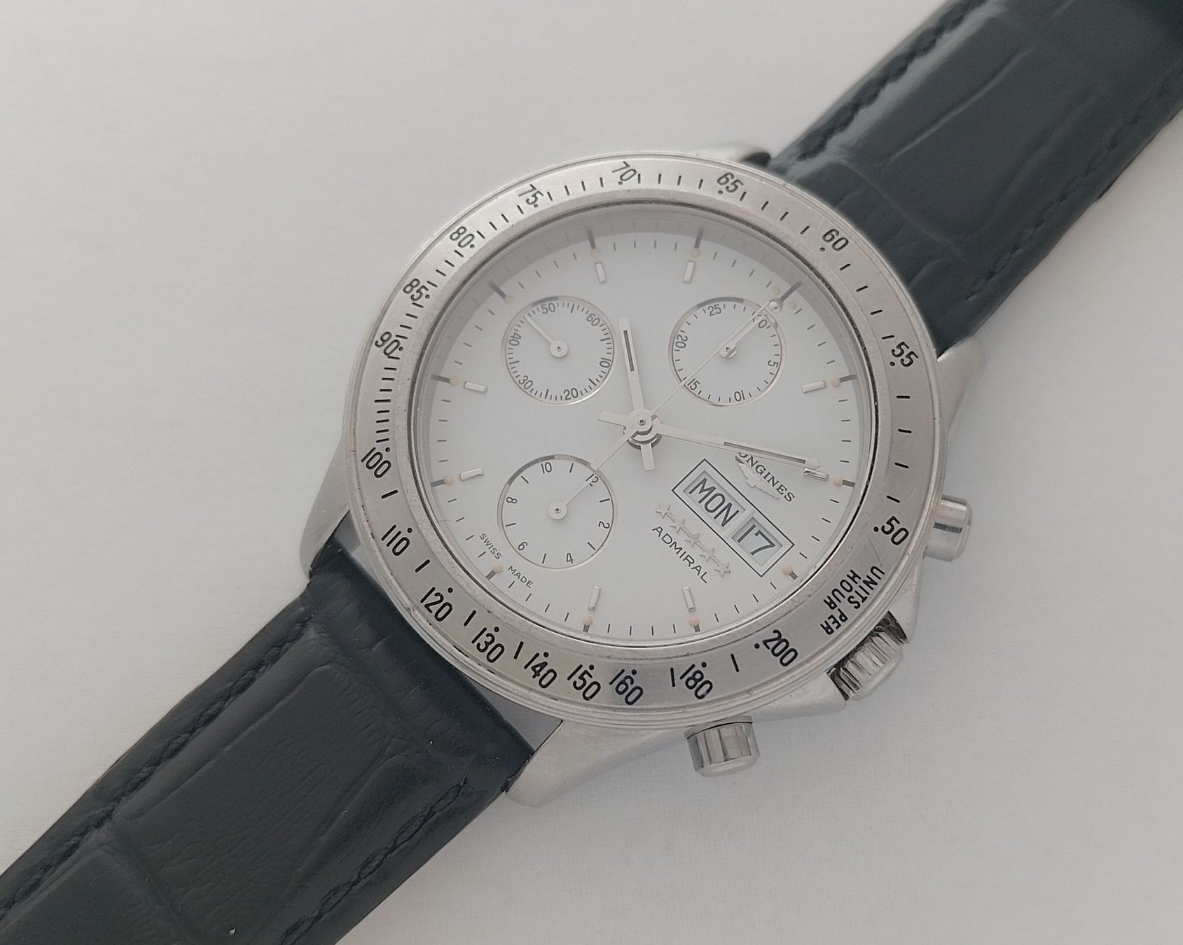 Longines Orologi: Longines Admiral 5-Star Chronograph Automatic (Ref L3.603.4) – Usato da Basel venduto da Givens_Watches 1