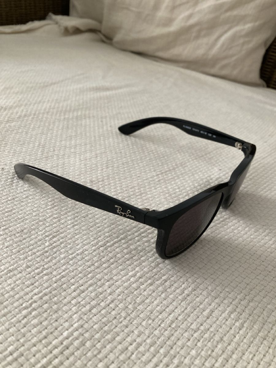Ray-Ban Lunettes & Verres: Ray-Ban Kindersonnenbrille – D'occasion à Männedorf par Larimar4 4