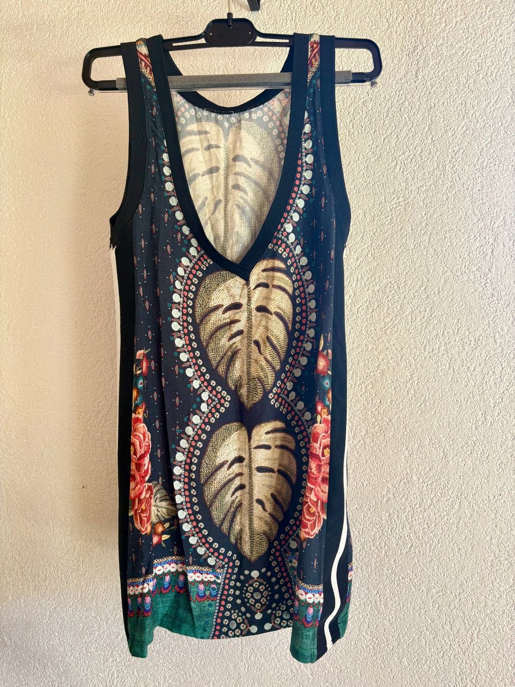 Farm Rio Kleider: Farm Rio Patterned sleeveless dress XS / 34 – Gebraucht aus Fribourg von georgeabottino 1