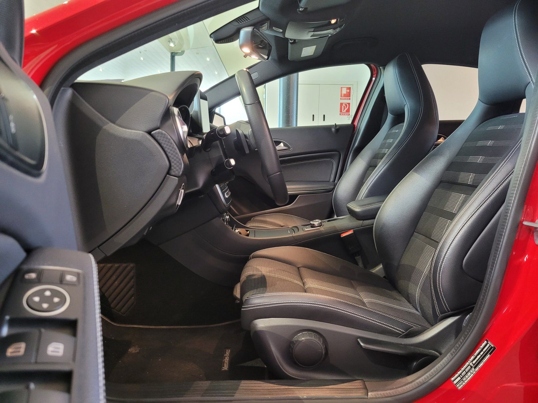 Mercedes-Benz Autos: Mercedes-Benz A 200 Urban – Gebraucht aus St. Gallen von HirschAutomobileAG 3