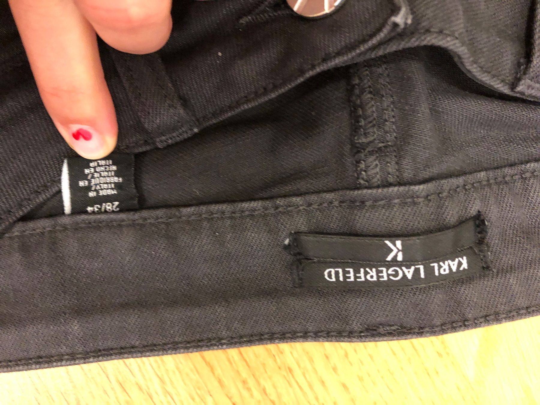 Jeans: Karl Lagerfeld schwarze Jeans – Usato da Duebendorf venduto da tom_lp2m 1