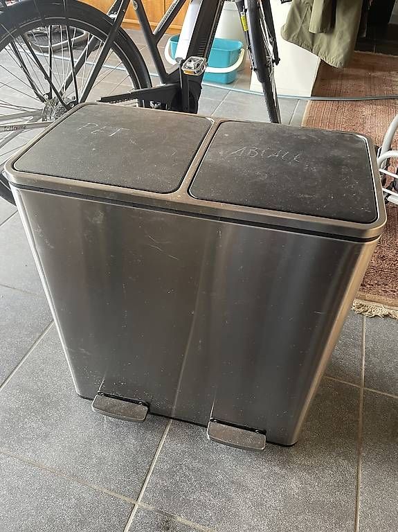 Cestini per rifiuti: Doppelter Abfallbehälter – Usato da Stettfurt venduto da soeins 1