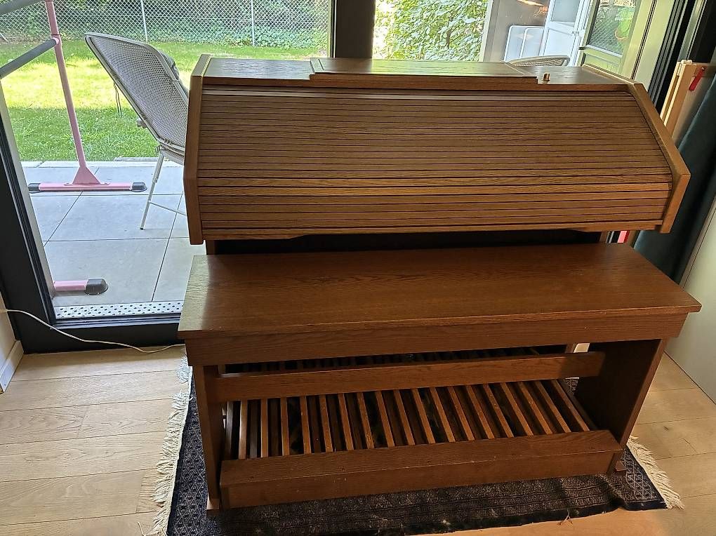 Vélos d'appartement: Orgue d'appartement  – D'occasion à Le Grand-Saconnex par Jacoline 1