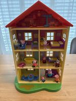 Peppa Pig Haus Spielzeug mit Figuren guter Zustand