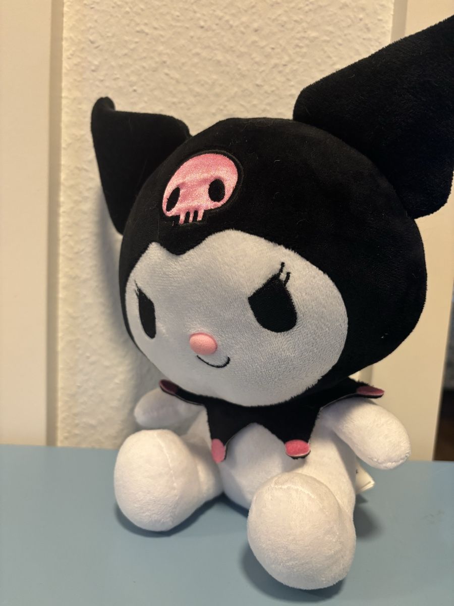Sanrio Spielzeuge: Kuromi Hello Kitty Plush Plüschtier Gothic – Neu (gemäss Beschreibung) aus Brugg AG von ann_stf7 2