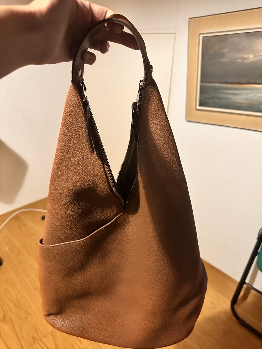 Taschen für Damen: Schöne Tasche – Gebraucht aus Belp von Ozlem_sah34