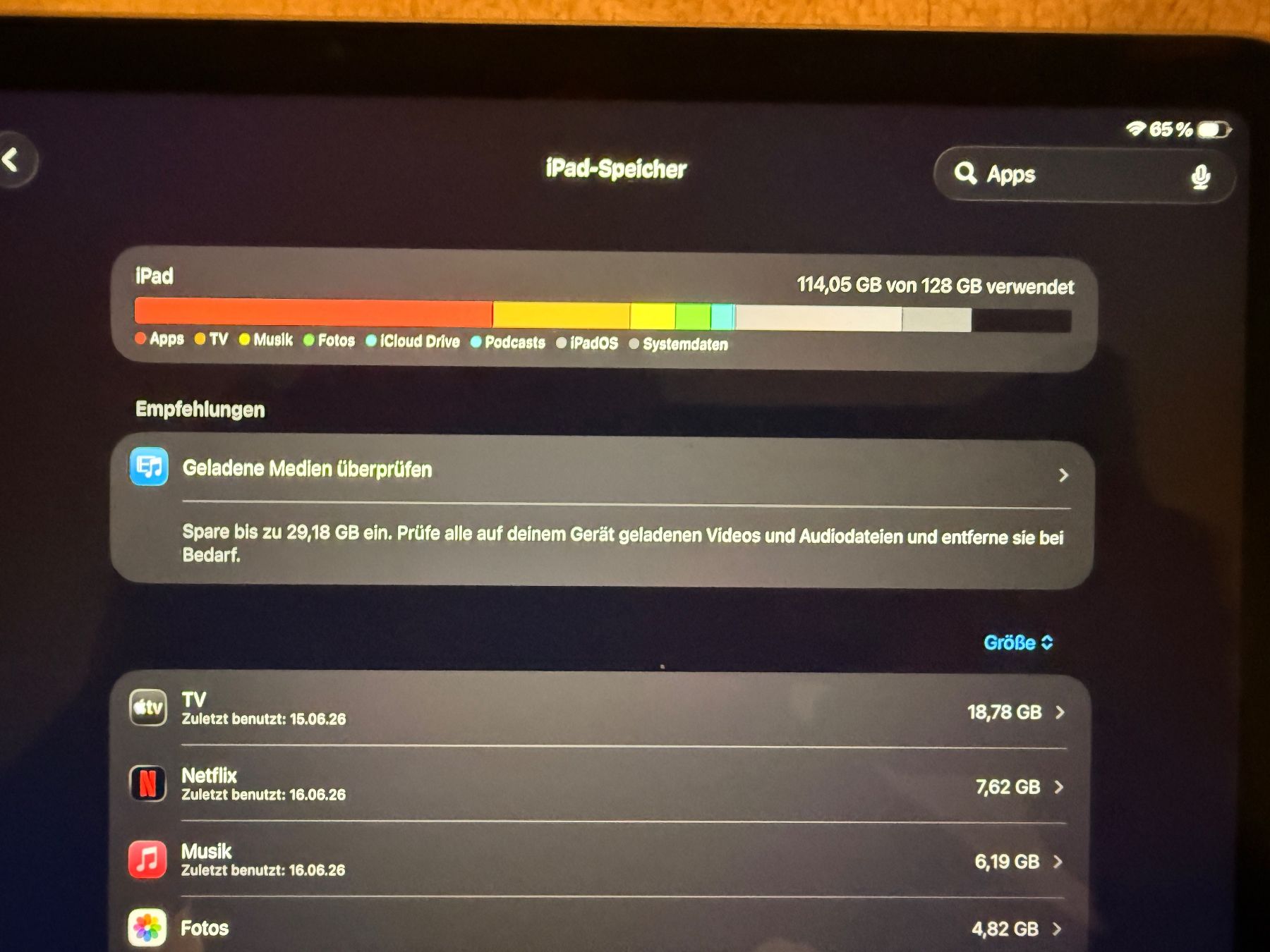 Apple Tablet PC: Ipad Air M3 mit 128 GB Speicher – Gebraucht aus Vaduz von phf_5t8n