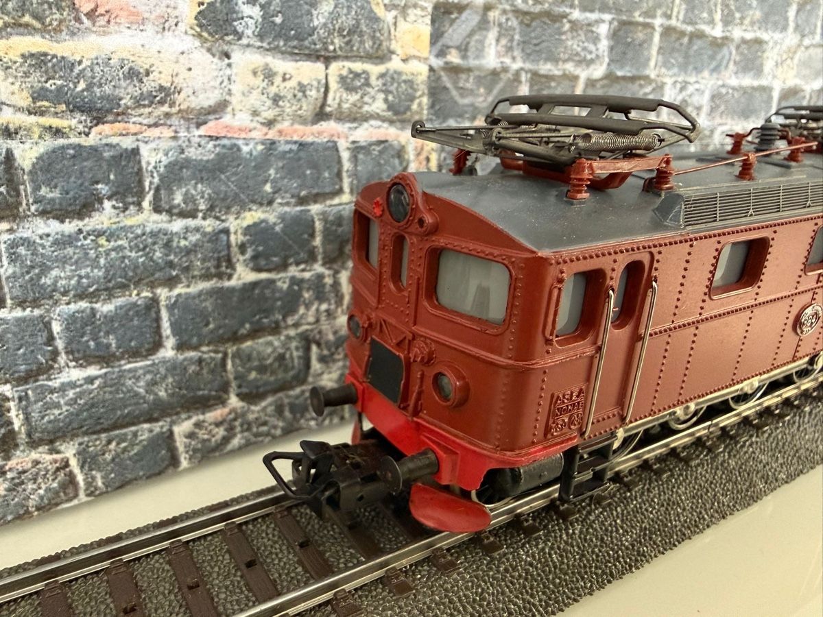 Märklin Modellini di ferrovie: Märklin HO Analog  – Usato da Altdorf UR venduto da modellbau-widmer 4