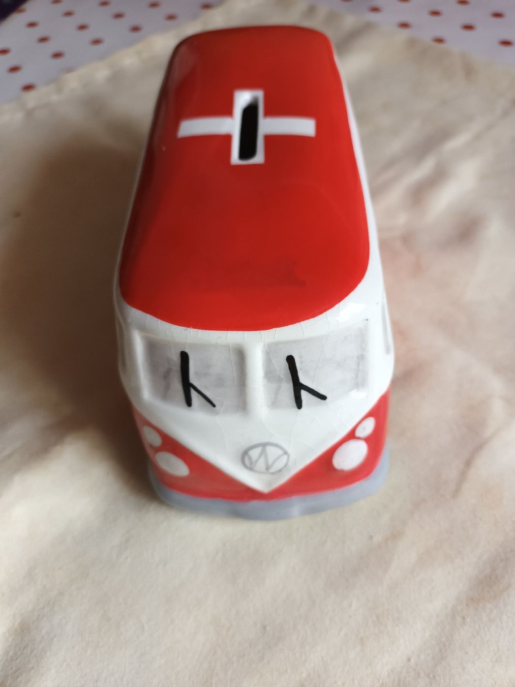 Salvadanai: Sparschwein rot weiss Bus Form CH Flagge – Usato da sursee venduto da pasuro 3