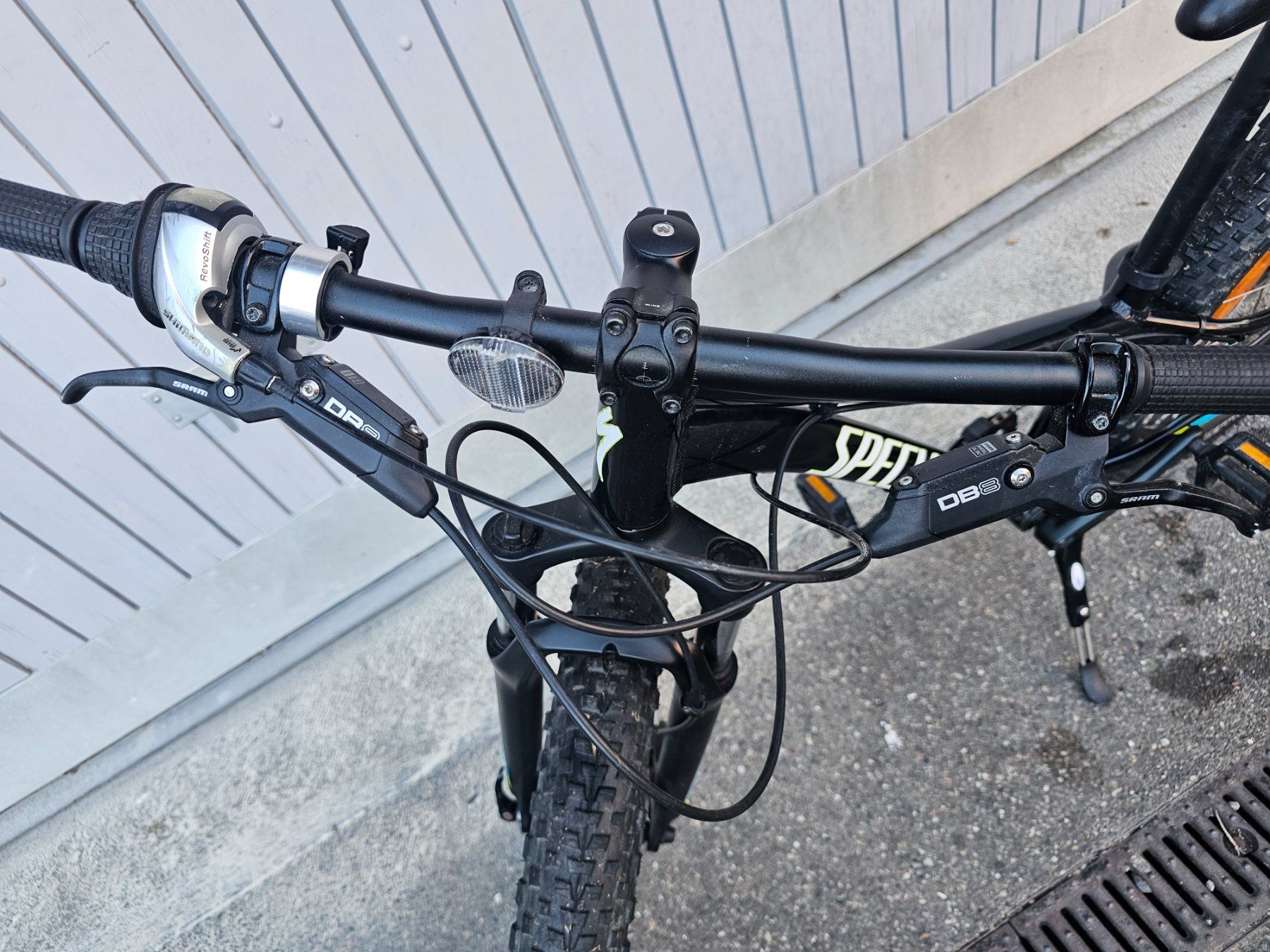 Specialized Vélos: MTB Spezialized 24 zoll – D'occasion à kleindöttingen par Jimi-Hendrix 3