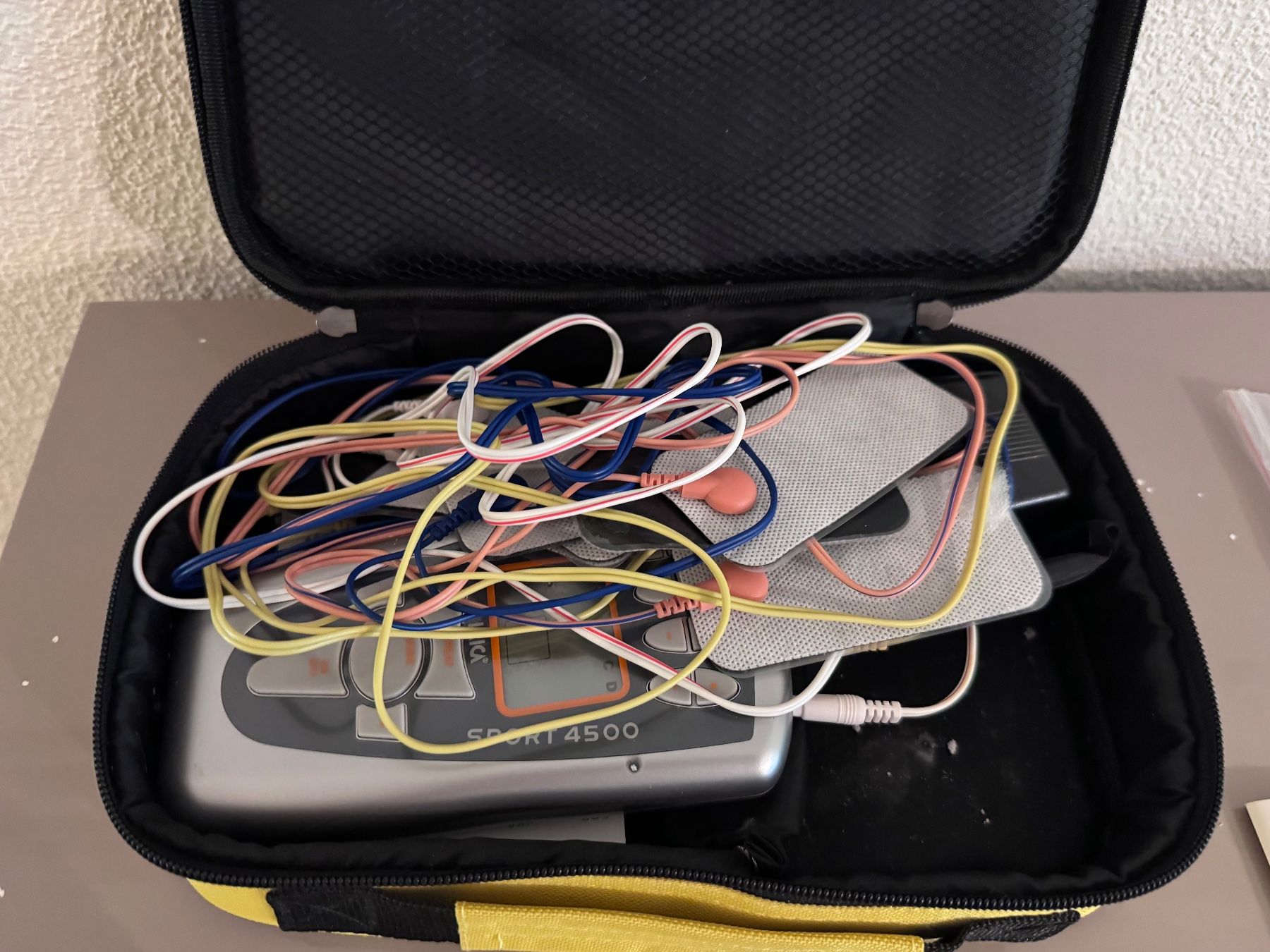 Dispositivi per massaggi: LAICA MD60781 Elektrostimulator – Usato da Bern venduto da vb5bv 2