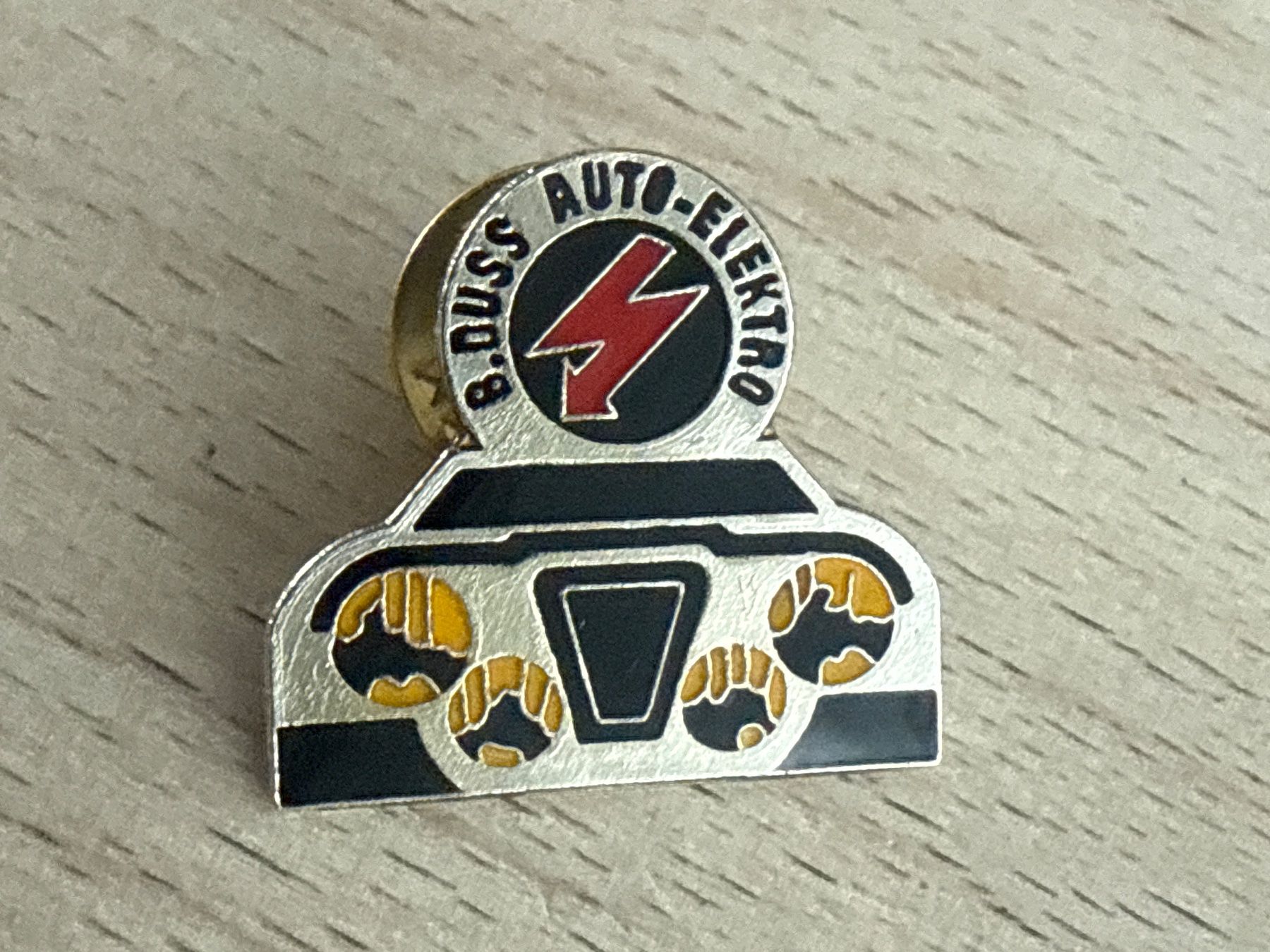 Plaquettes & Badges: Pin B. Duss Auto-Elektro – D'occasion à Glattbrugg par Schweigmatt