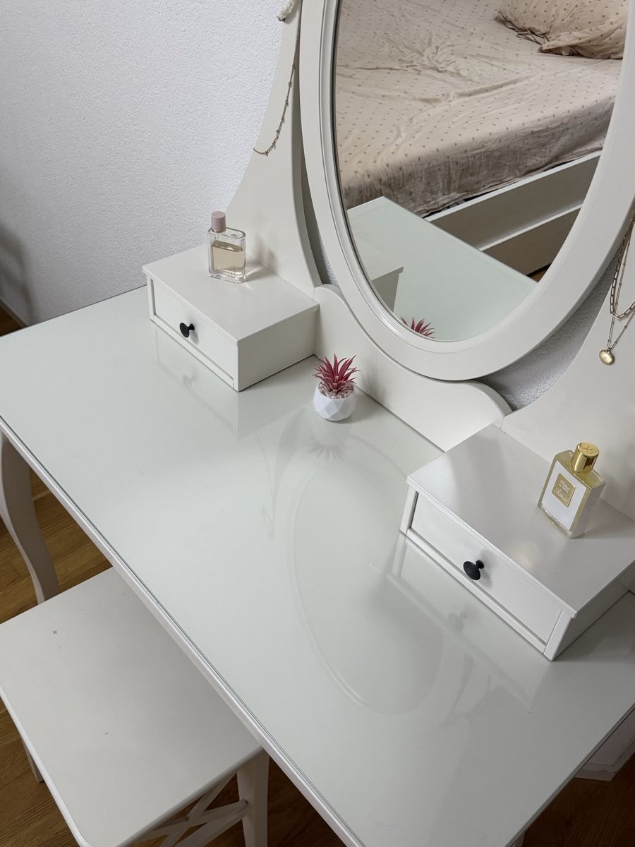 Ikea Tavoli da trucco: Schminktisch mit Hocker – Usato da Mühlau venduto da val_6lbv 1