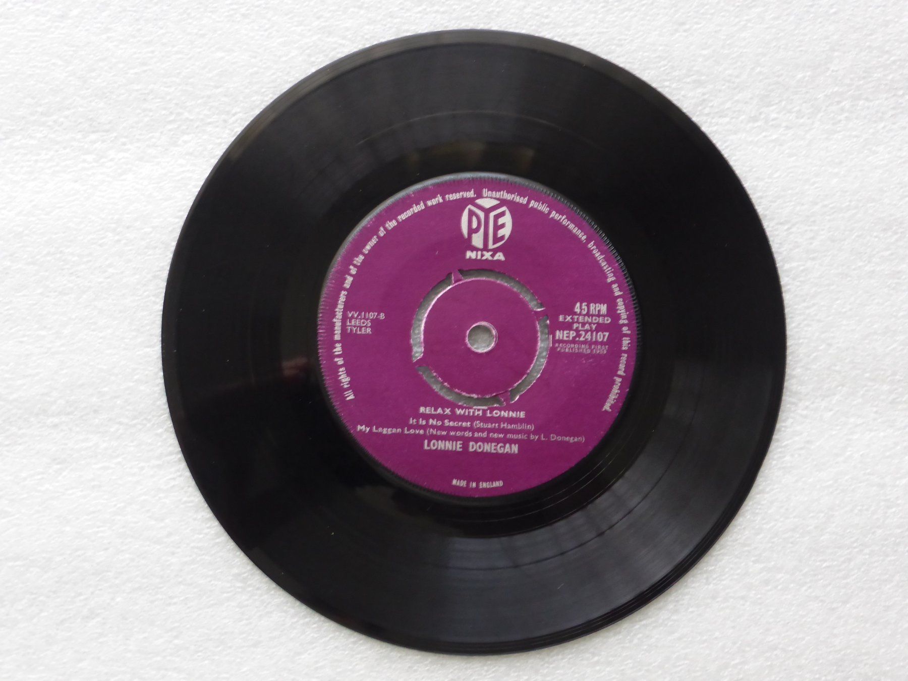 Vinyles: Vinyl Single   EP  LONNIE DONEGAN – D'occasion à Küssnacht am Rigi par Mondkinder 2