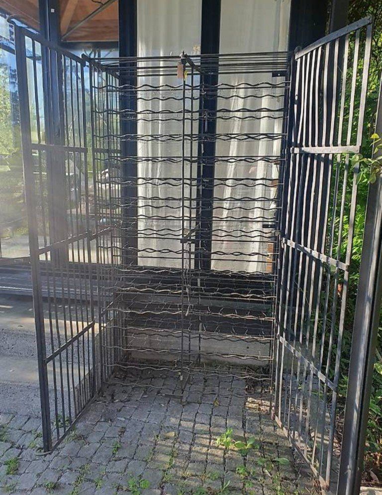 Scaffali: Weingestell alt rustikal – Usato da Zürich venduto da benji25 1