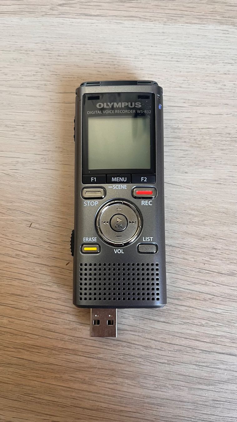 Olympus Enregistreurs: Olympus WS-832 Digital Voice Recorder – D'occasion à St.Gallen par BRT91 2